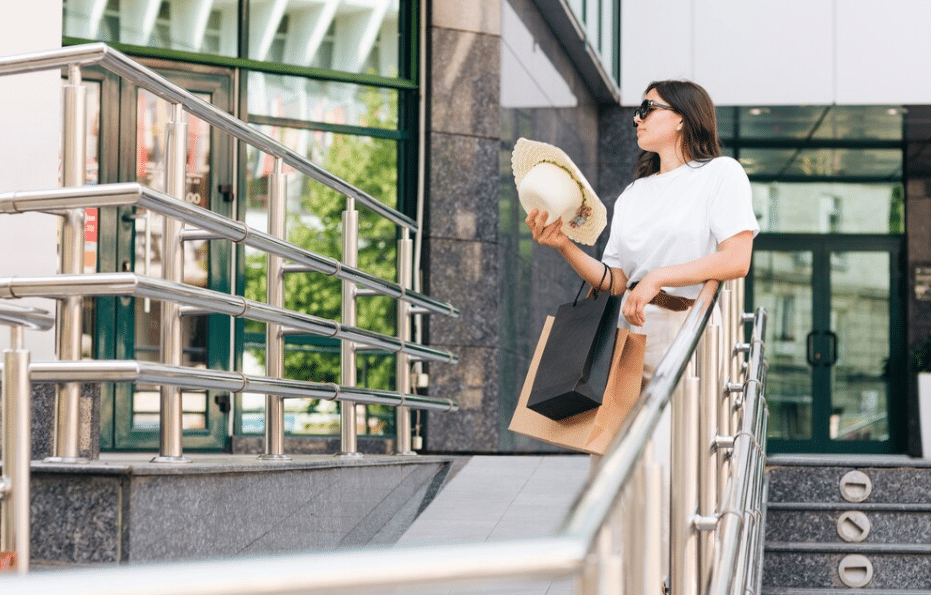 A Guide To Balcony Glass Railing Installation For Singapore Homes 1 A Guide To Balcony Glass Railing Installation For Singapore Homes